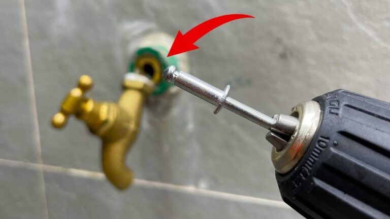 Réparez votre verrouillage d&rsquo;eau métallique avec des rivets… une astuce de plombier