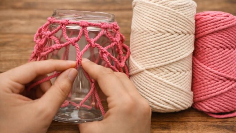 Personne n’aurait cru… ces bocaux vides deviennent des décos époustouflantes avec une simple corde !