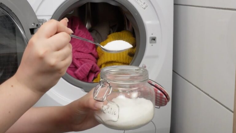 Découvrez 7 astuces pour une lessive fraîche comme jamais avec seulement 2 cuillères !