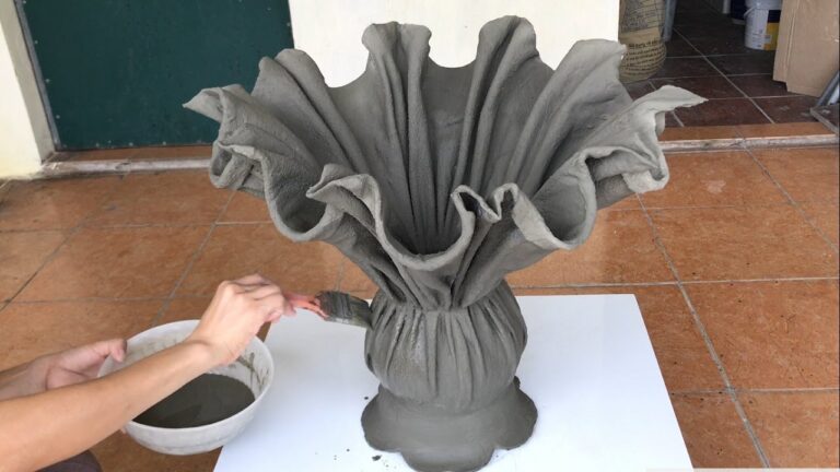 5 idées pour créer des pots de fleurs originaux en tissu et ciment chez soi !