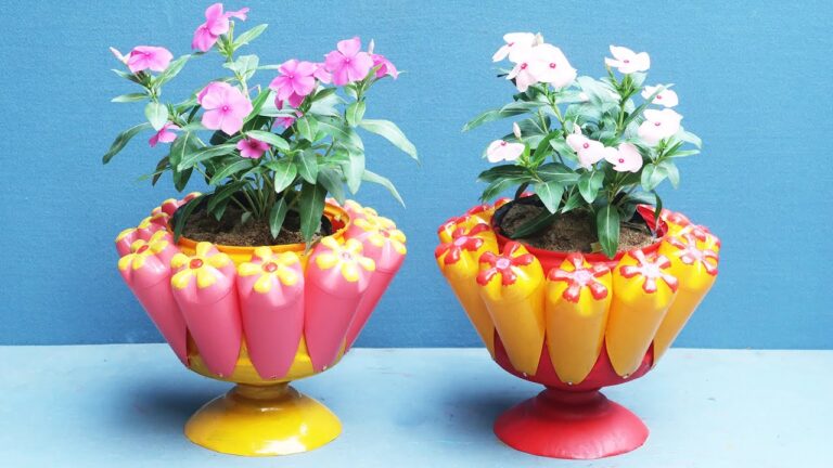 Transformez 5 bouteilles plastiques en super pots de fleurs DIY !