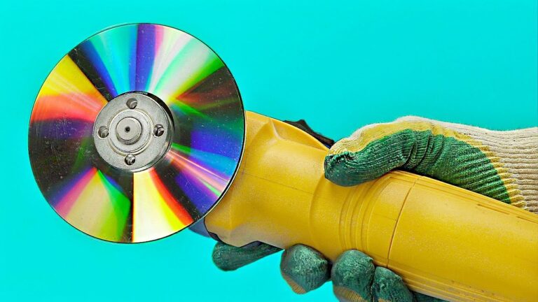Transformez 5 CD usagés en objets déco incroyables et épatez vos amis !
