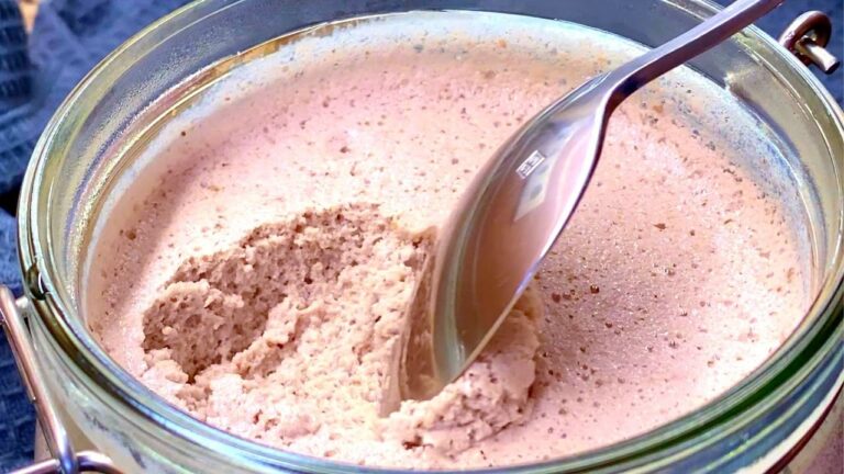 3 Ingrédients pour un lait aux fraises maison irrésistible !