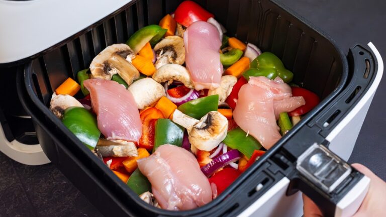 10 recettes de poulet et légumes à l&rsquo;air fryer pour un repas rapide et délicieux !